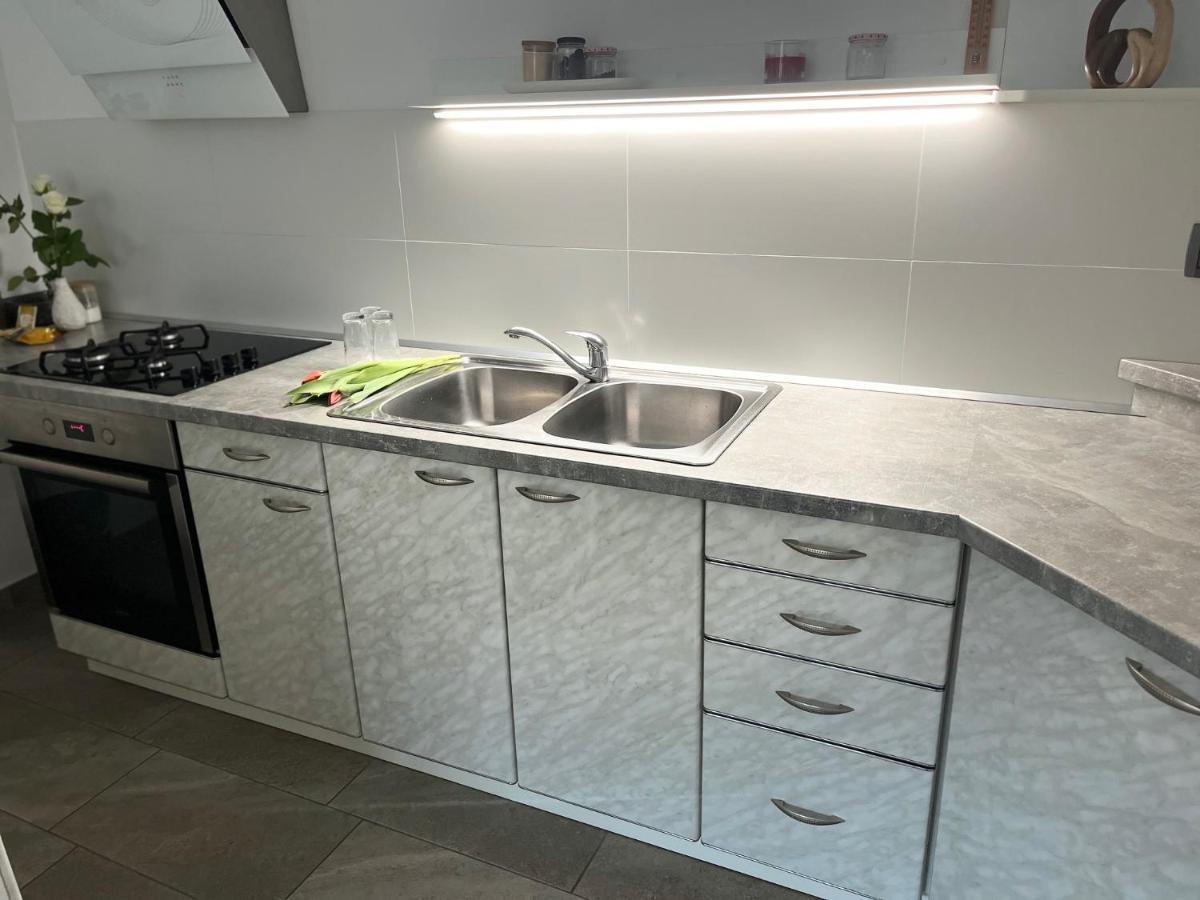 Apartma Ksela Mala Nedelja Esterno foto